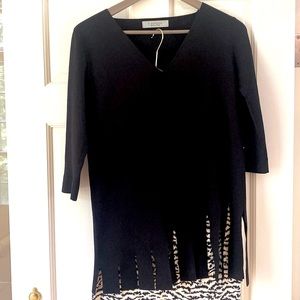 🇮🇹 D.Exterior black sweater with gorgeous fringe angled detail. Made in Italy